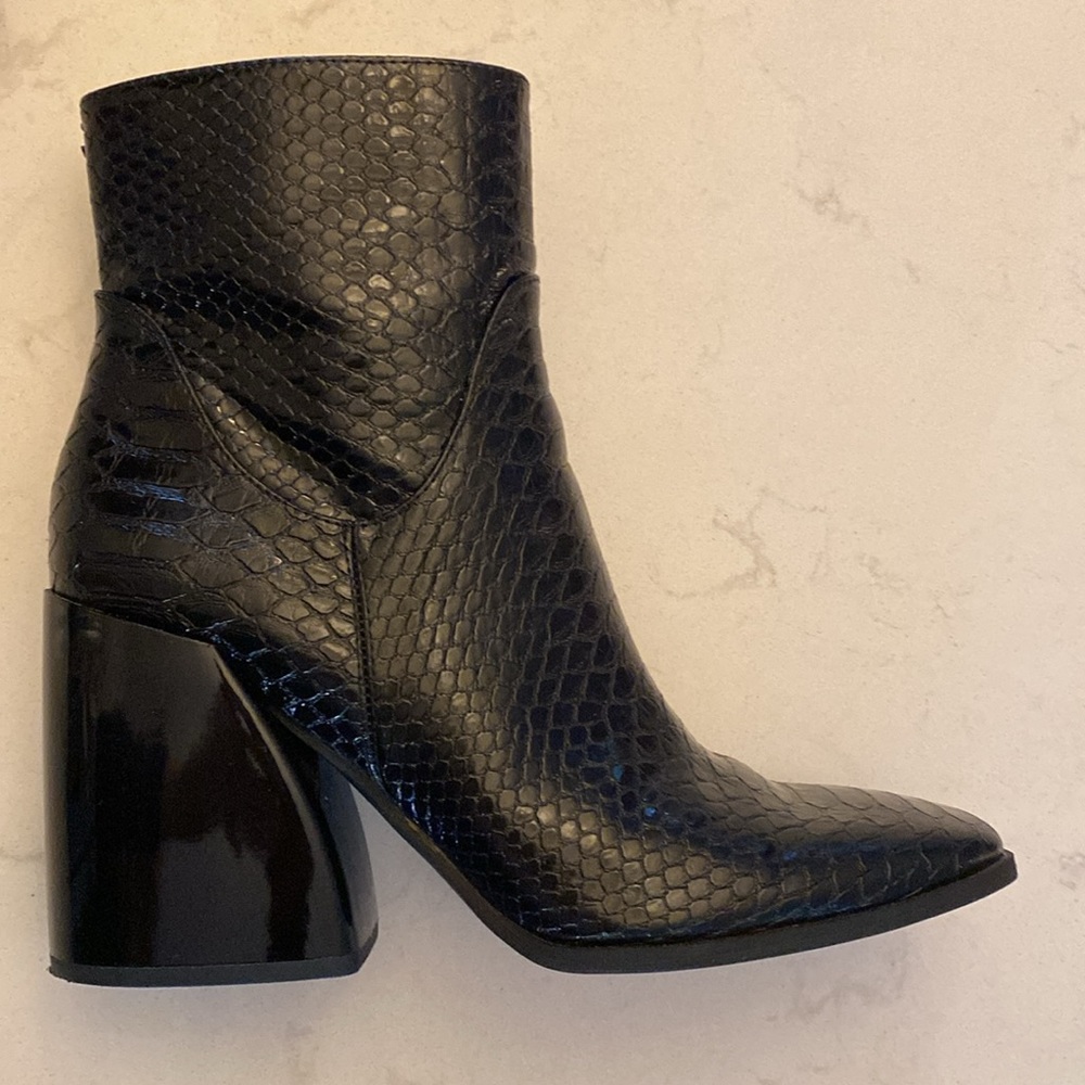 Circus Sam Edelman Faux Reptile Booties